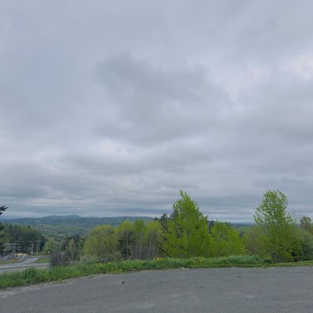 מונפלייה Hilltop Inn מראה חיצוני תמונה