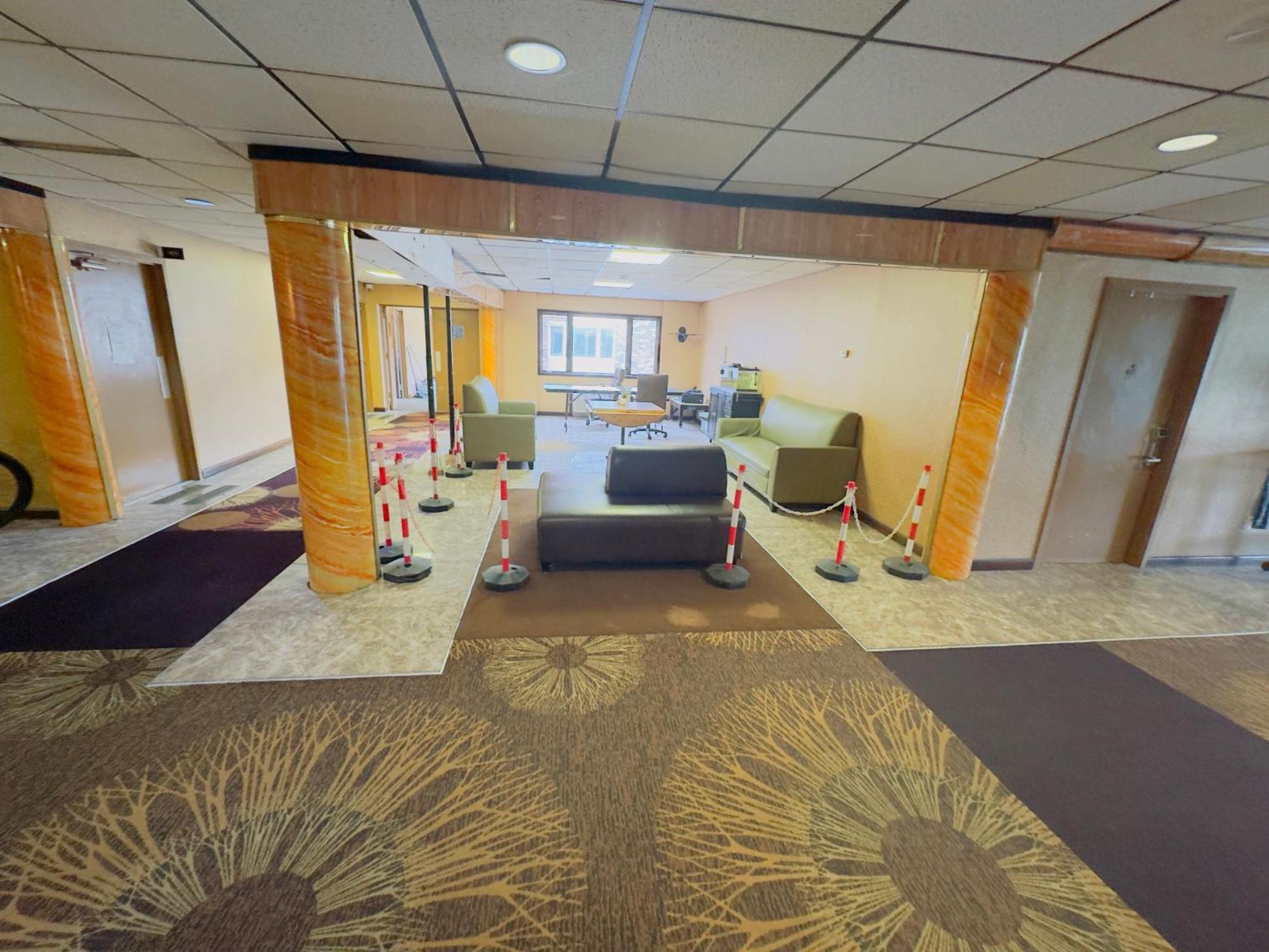 מונפלייה Hilltop Inn מראה חיצוני תמונה